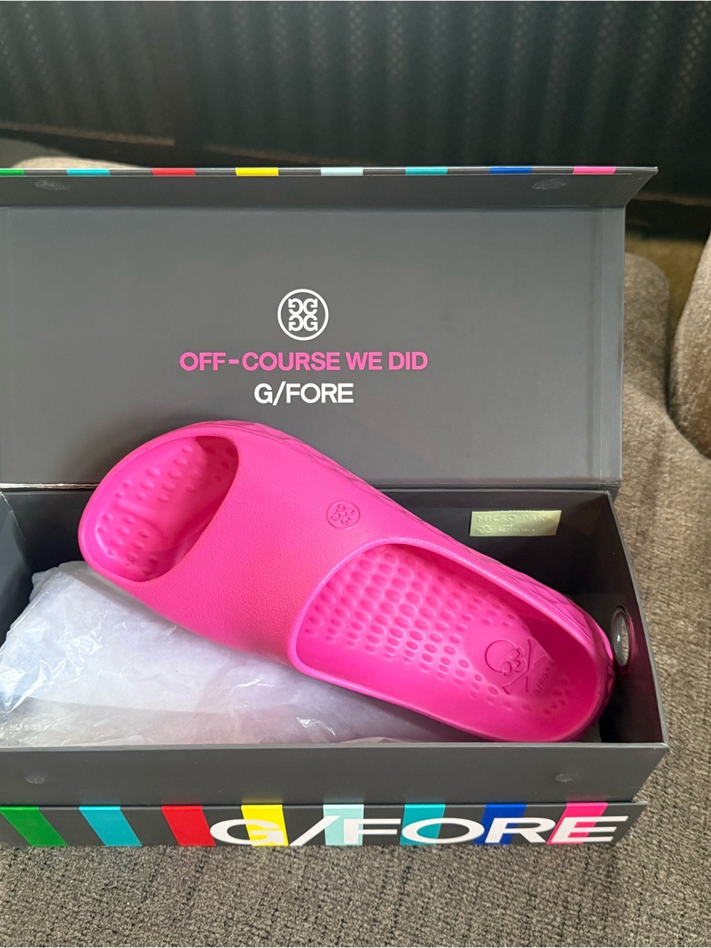 G/FORE Men’s Slide Sandal in Bright Pink
